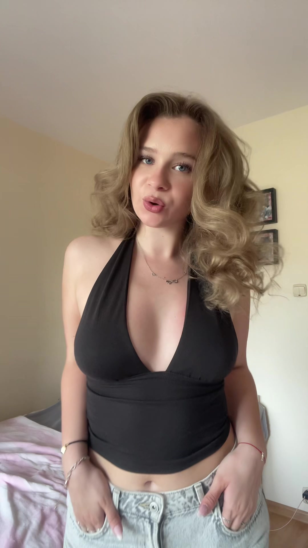 @🥥