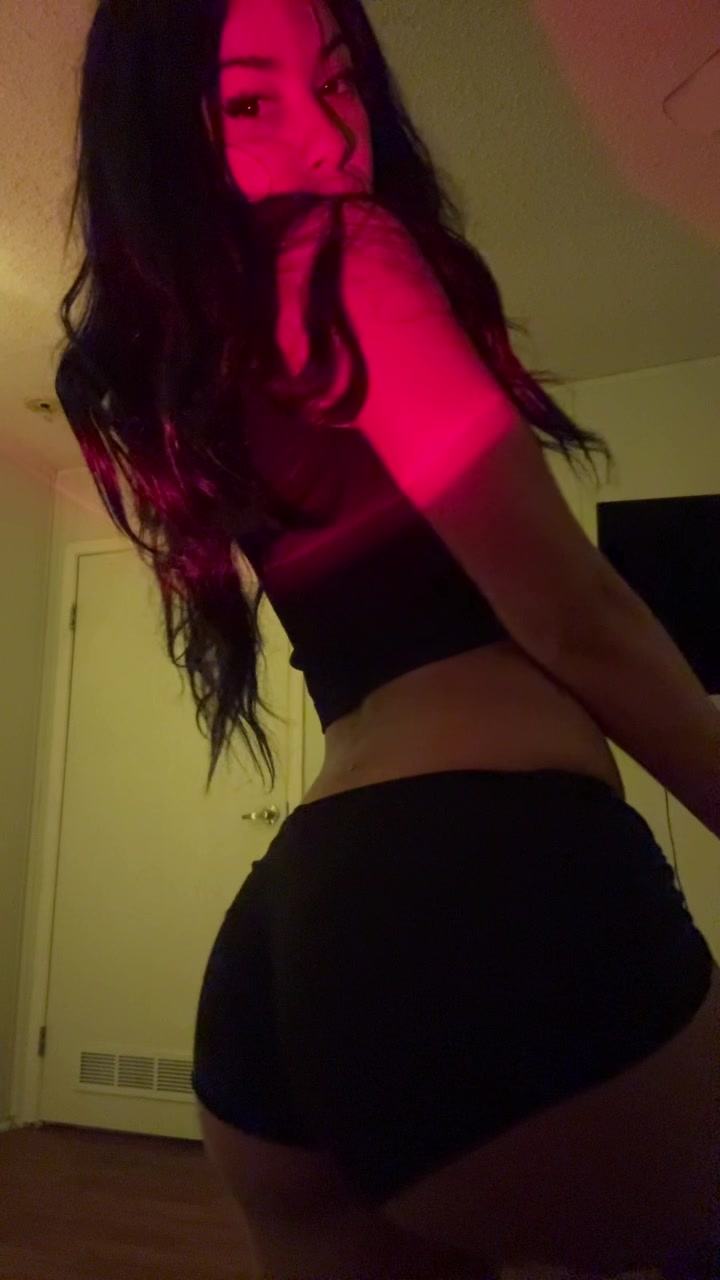 @RiyaSoFiya💋