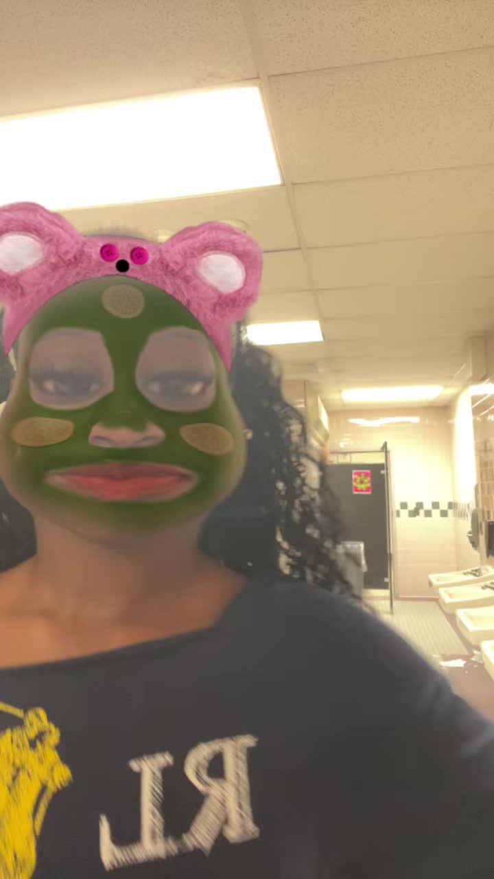 @veezeaholic