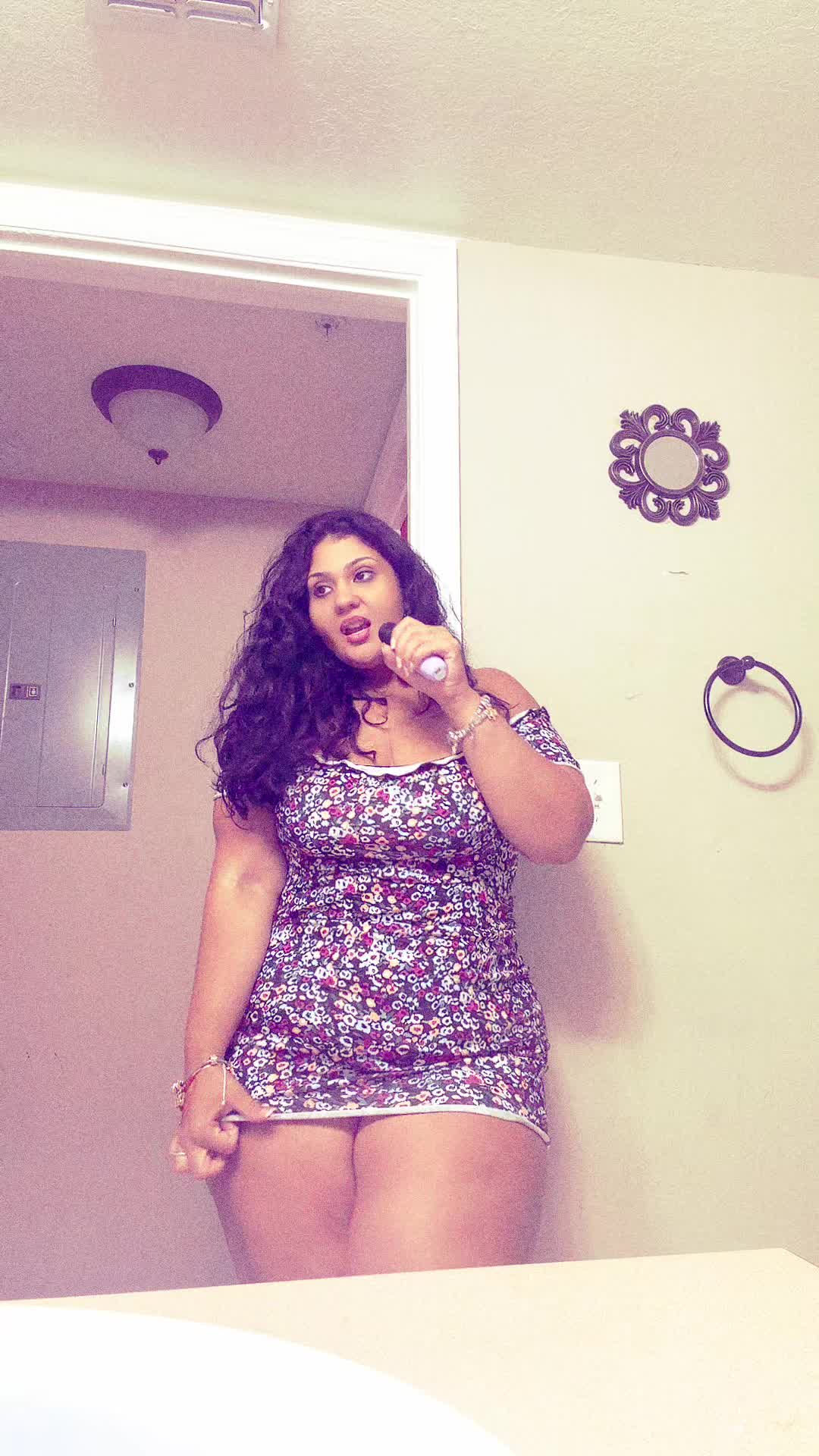 @curvesbygen