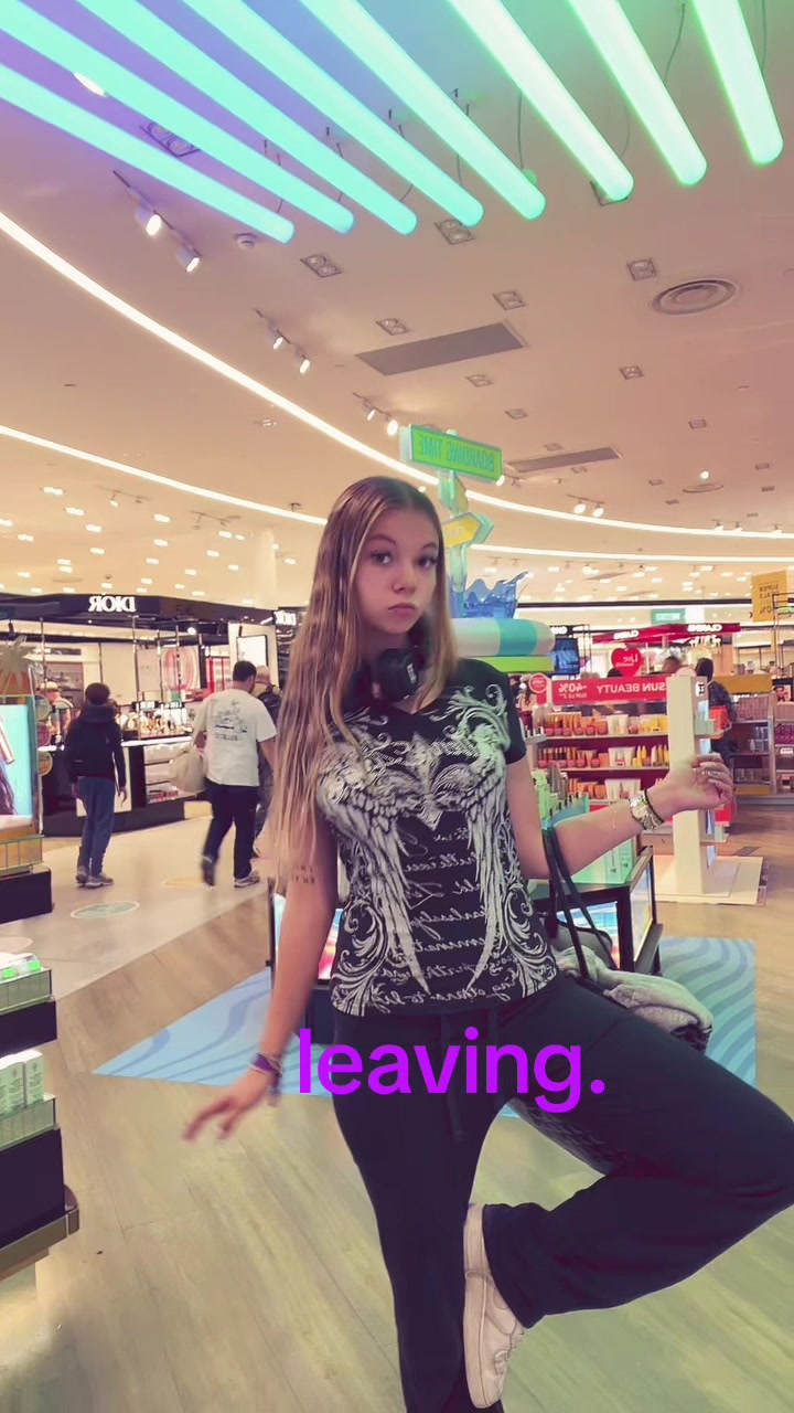 @✯