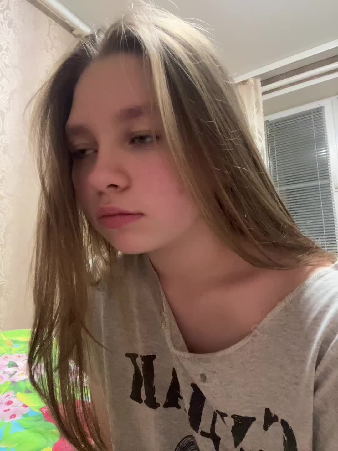 @Аполлинария