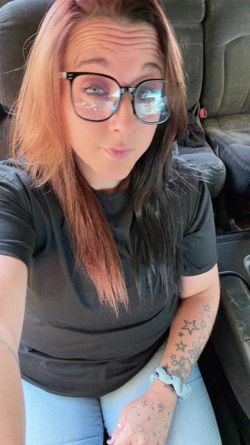 @⭐️ Danielle AKA DeE ⭐️