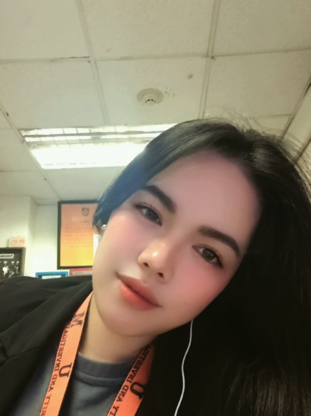 @👮jaahzel🏳️🌈