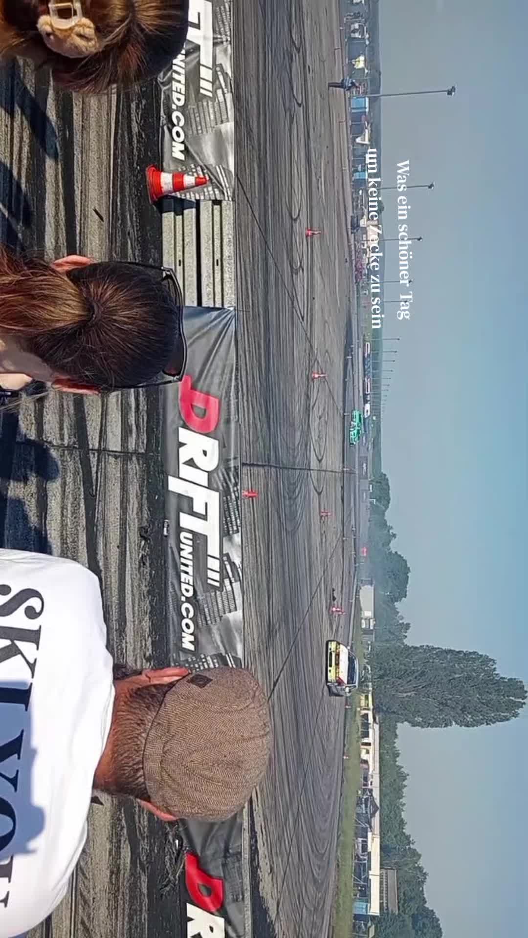 @Mиа