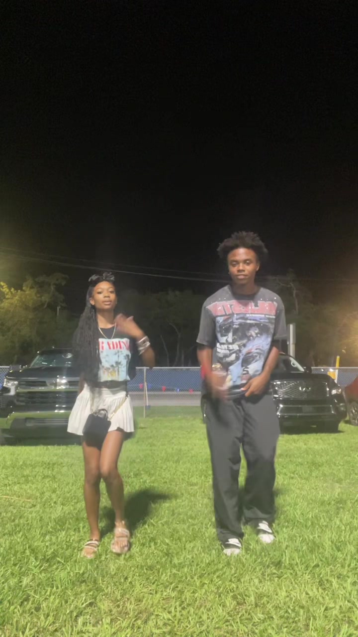 @pr3ttyliyah4