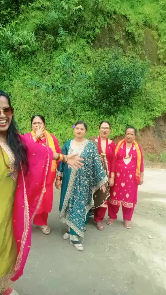 @Uma ❤️ Sudama ghimire 4😘