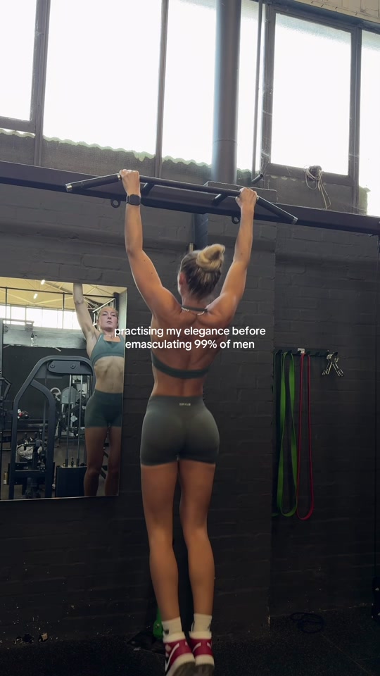 @ellourafit