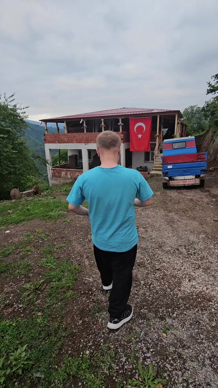 @SARI KOMUTAN🇹🇷