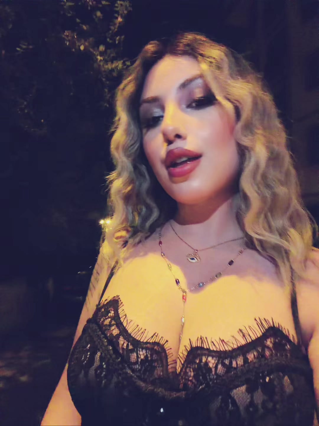 @alyell_