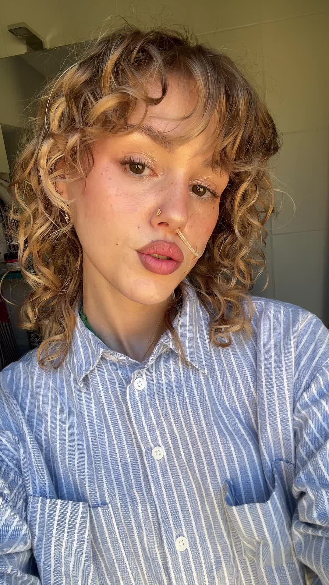 @SimplyElise