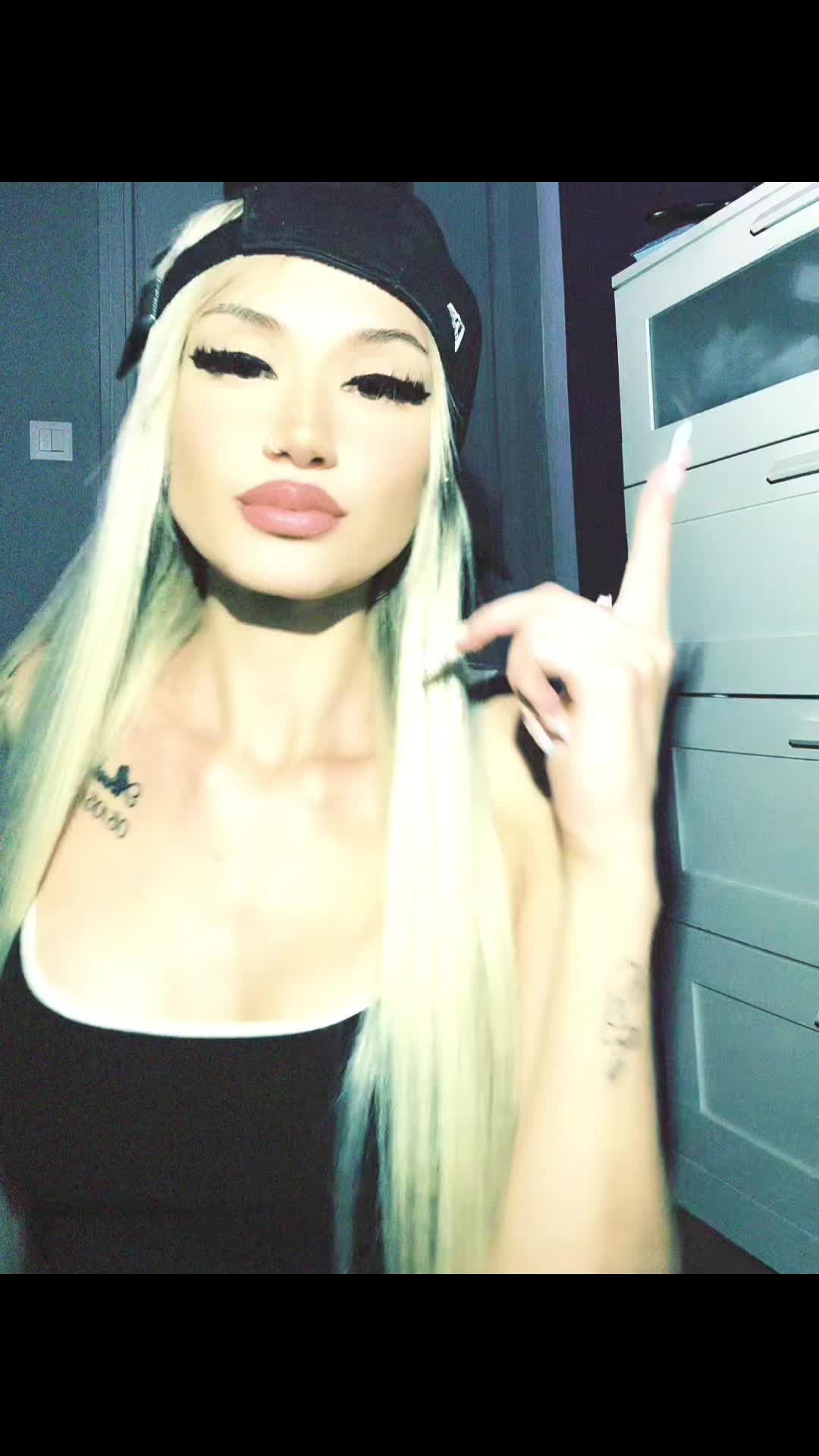@desyyy