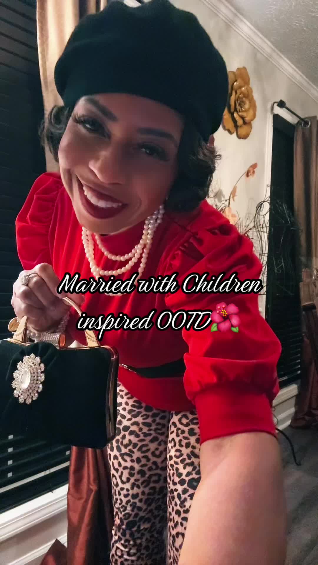 @TheVintageBelle