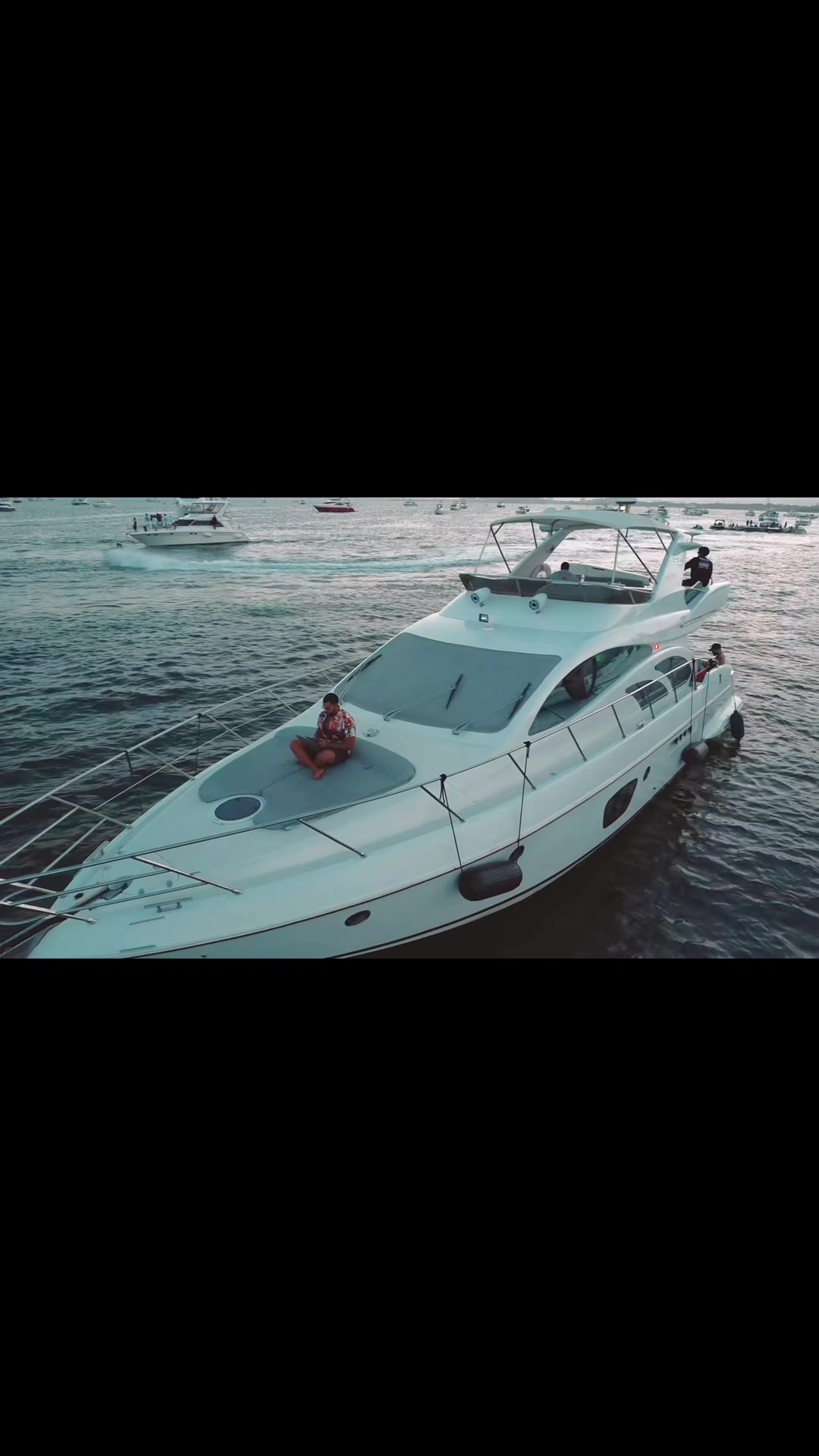 @JUSTCRUISINMIA