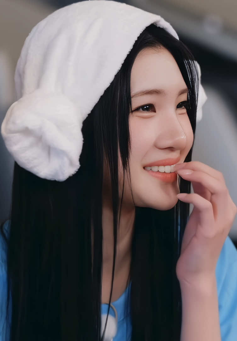 @𝐅𝐀𝐍𝐂𝐀𝐌𝐒 !!