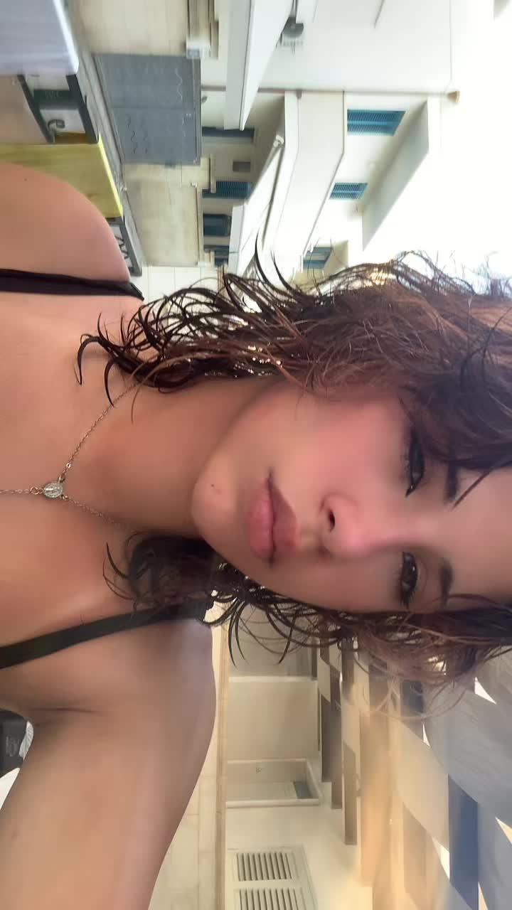 @𝖉𝖗𝖊𝖆☢️