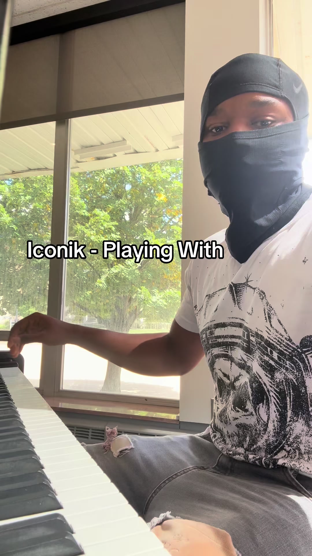 @Iconik 🎹