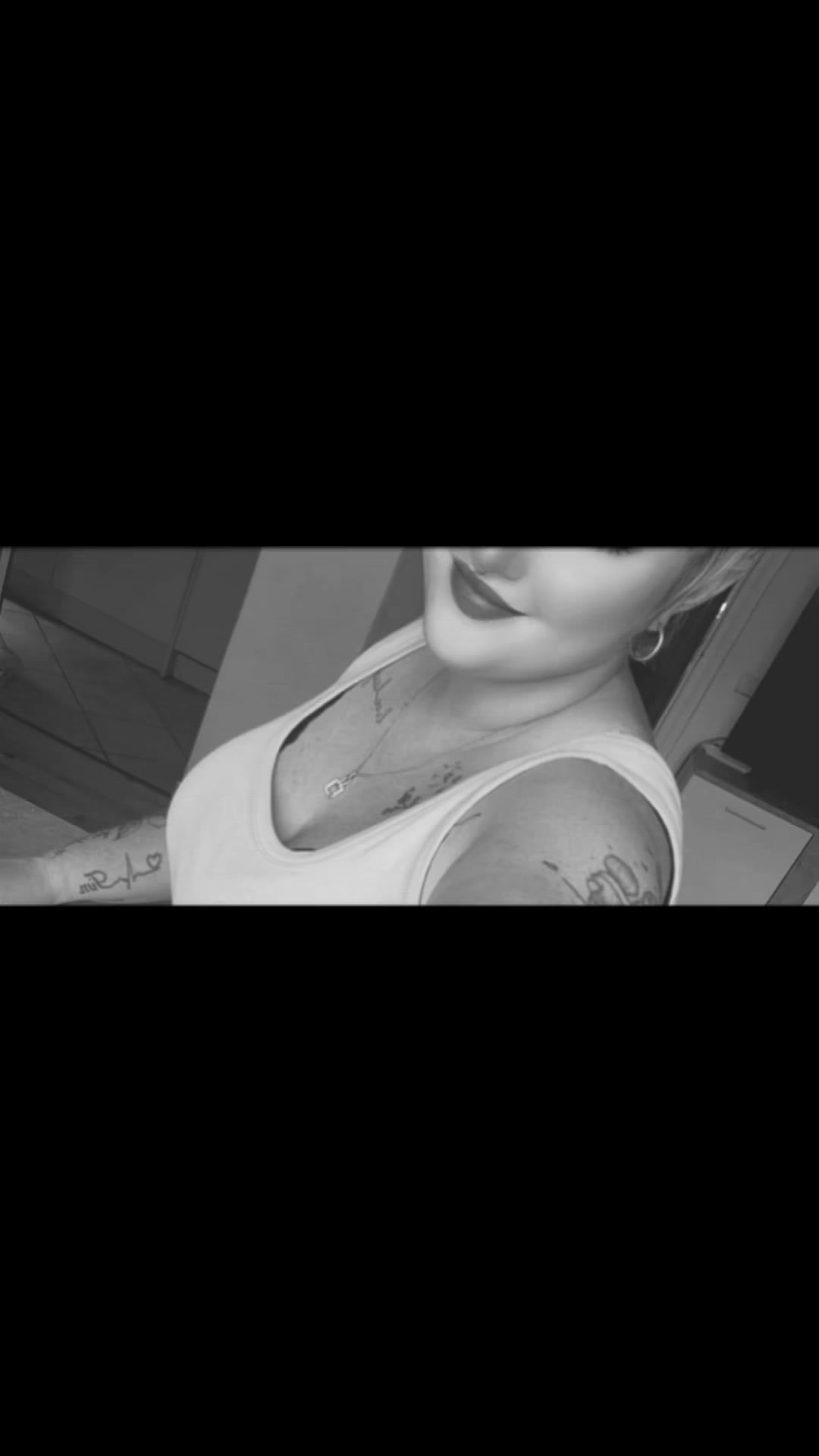 @x.sarah.r