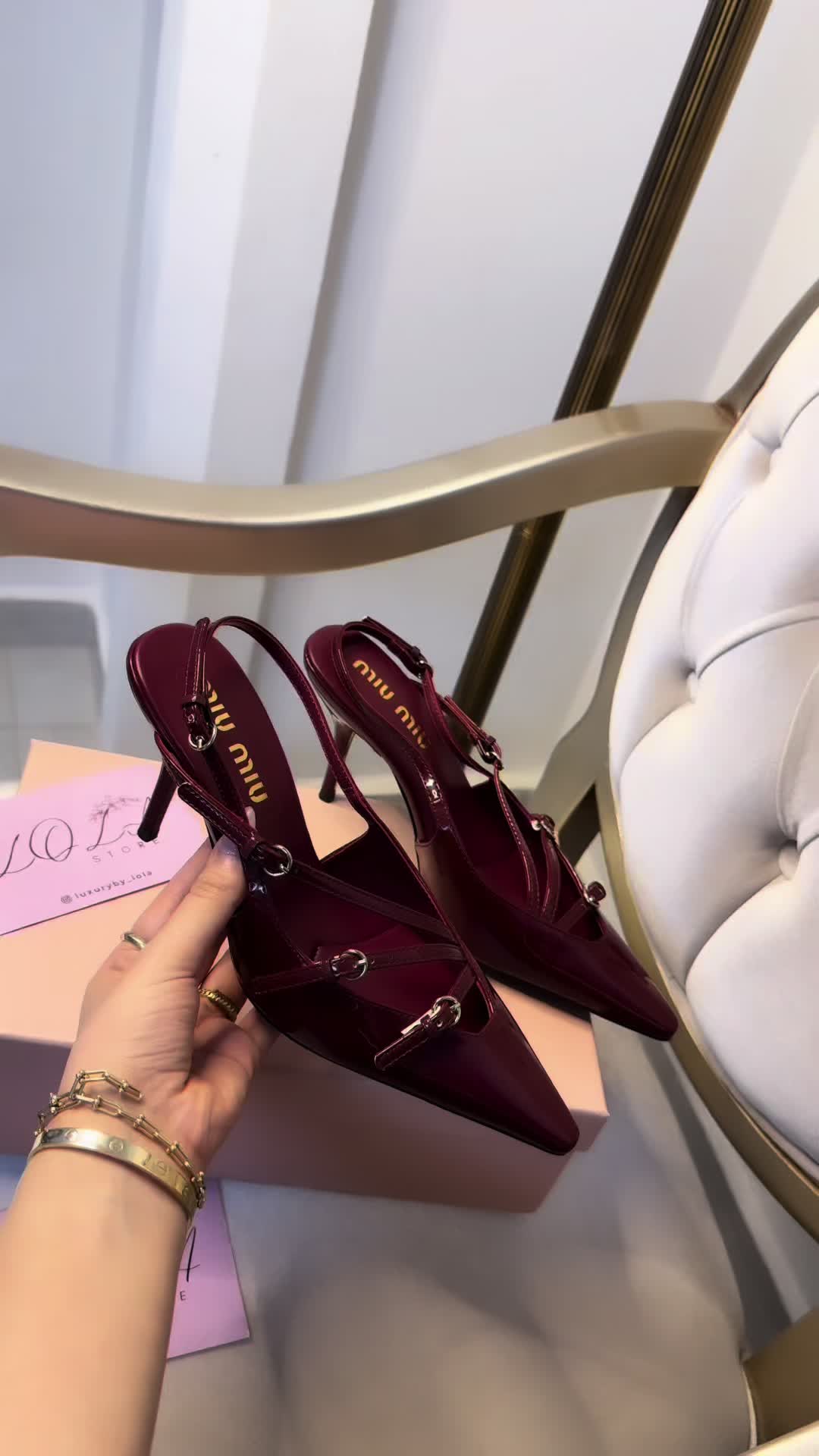 @LOLA BOUTIQUE