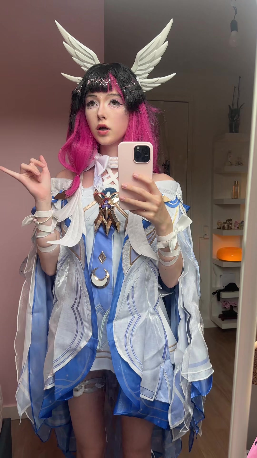 @♡‧₊˚🩻 𝐥𝐥𝐨𝐲𝐝!: &lsaquo;𝟹 ∙ 🕸️