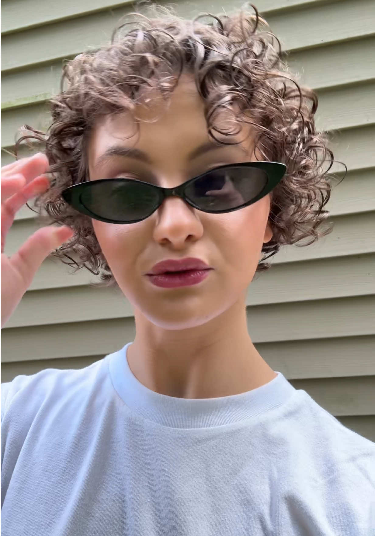 @Elina