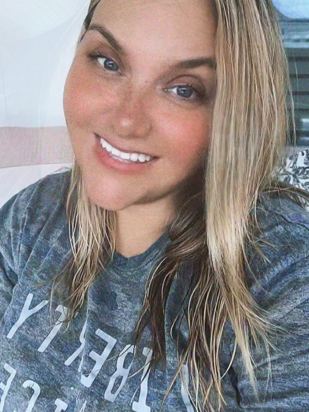 @AshleyChalet