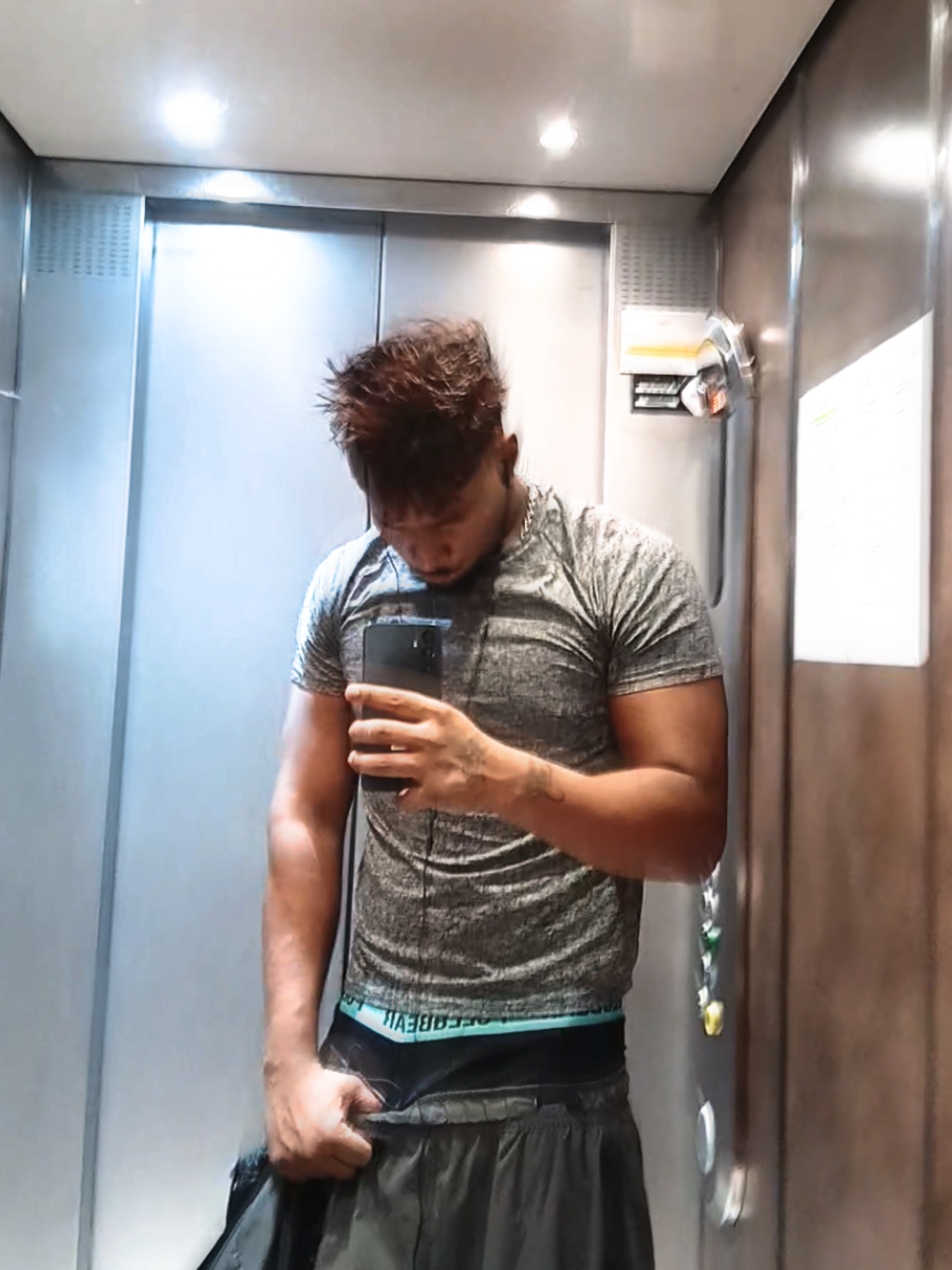 @user2510251025102510 🇲🇺