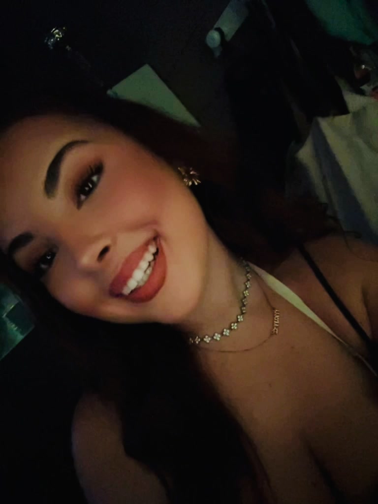 @𝐣𝐞𝐚𝐧𝐧𝐞_𝐠𝐬𝐭𝐥