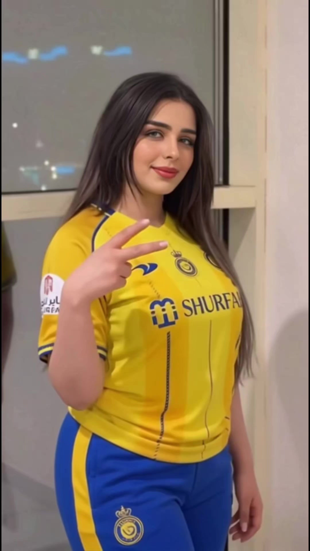 @من جهات اتصالك