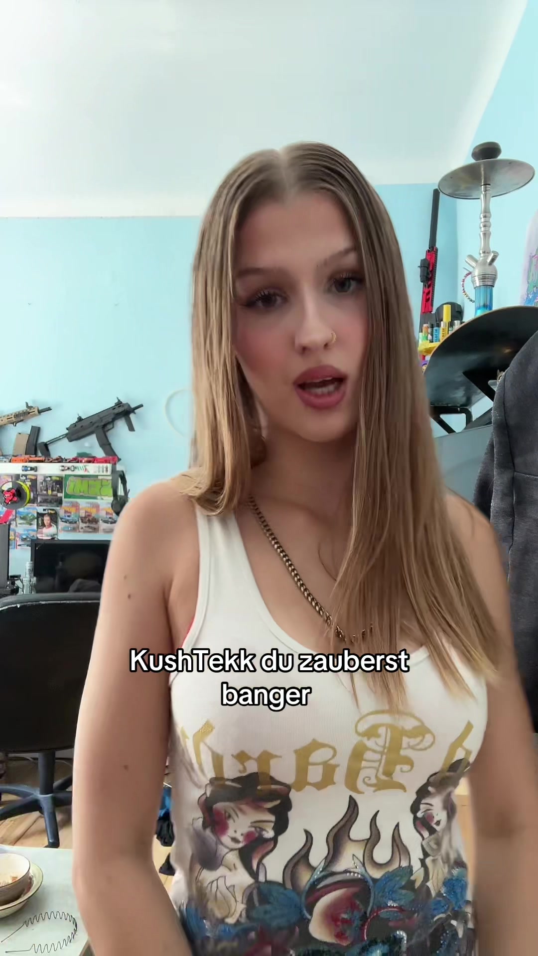 @️