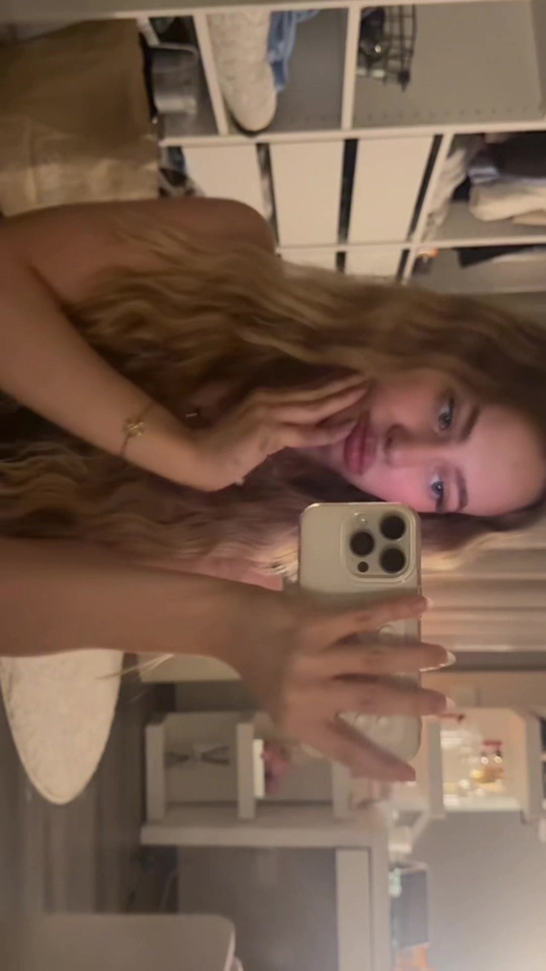 @𝐕 𝐄 𝐒 𝐀
