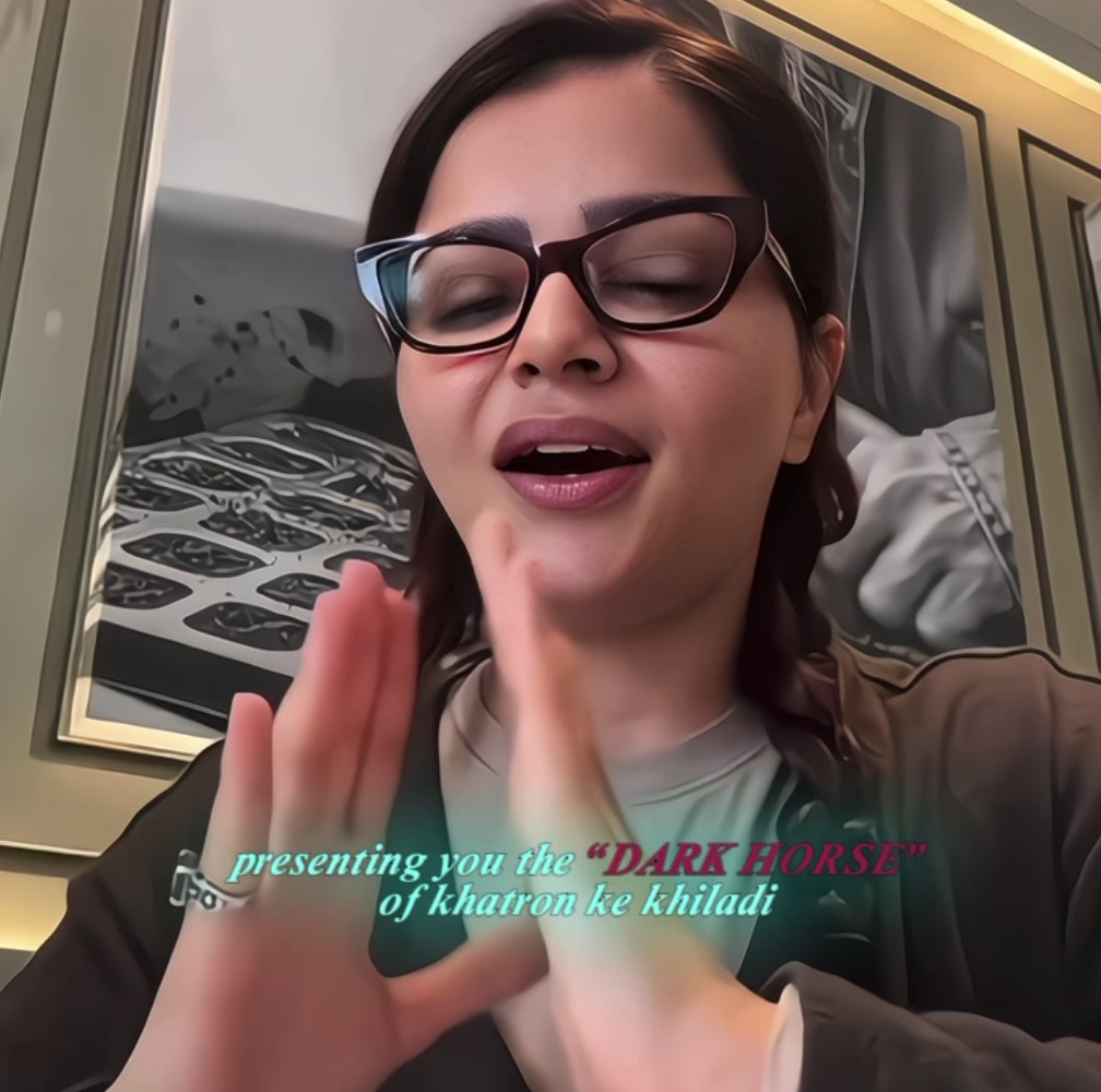 @✰
