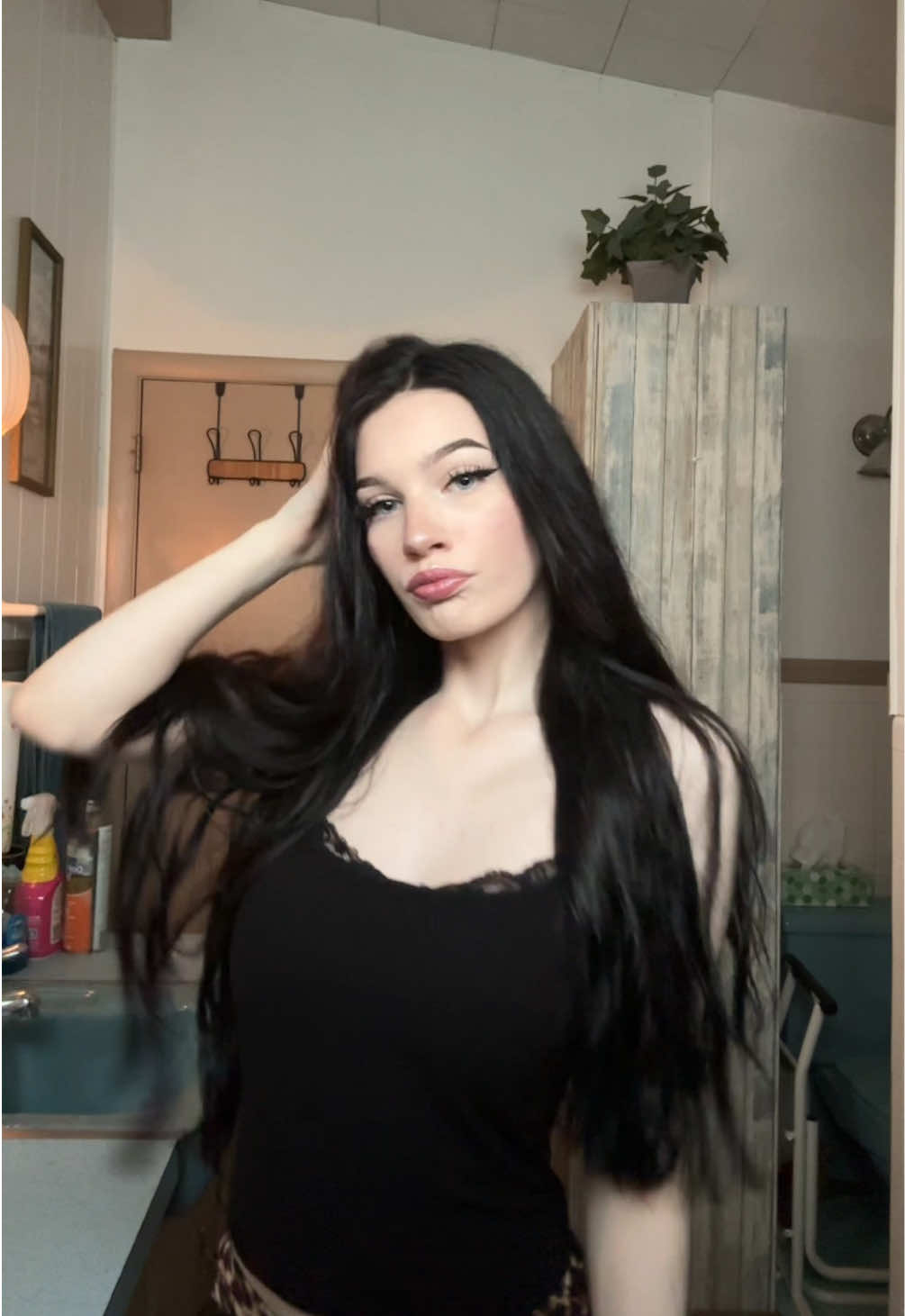 @🕷️