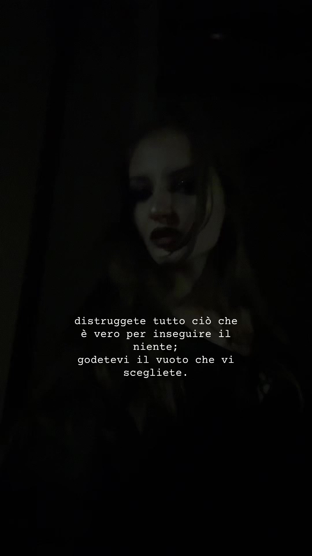 @Cris.🌙