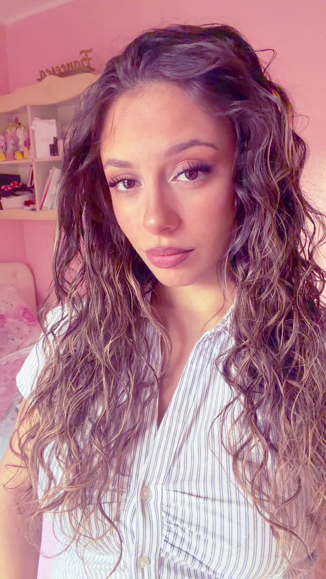 @F.⭐️