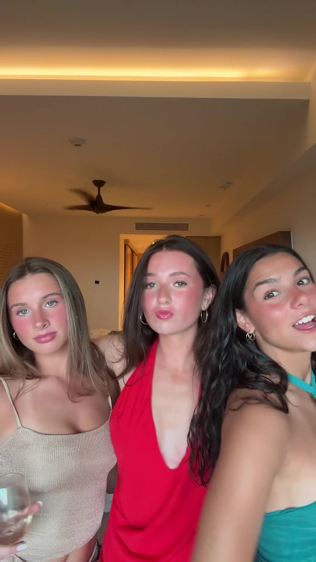 @Sophia