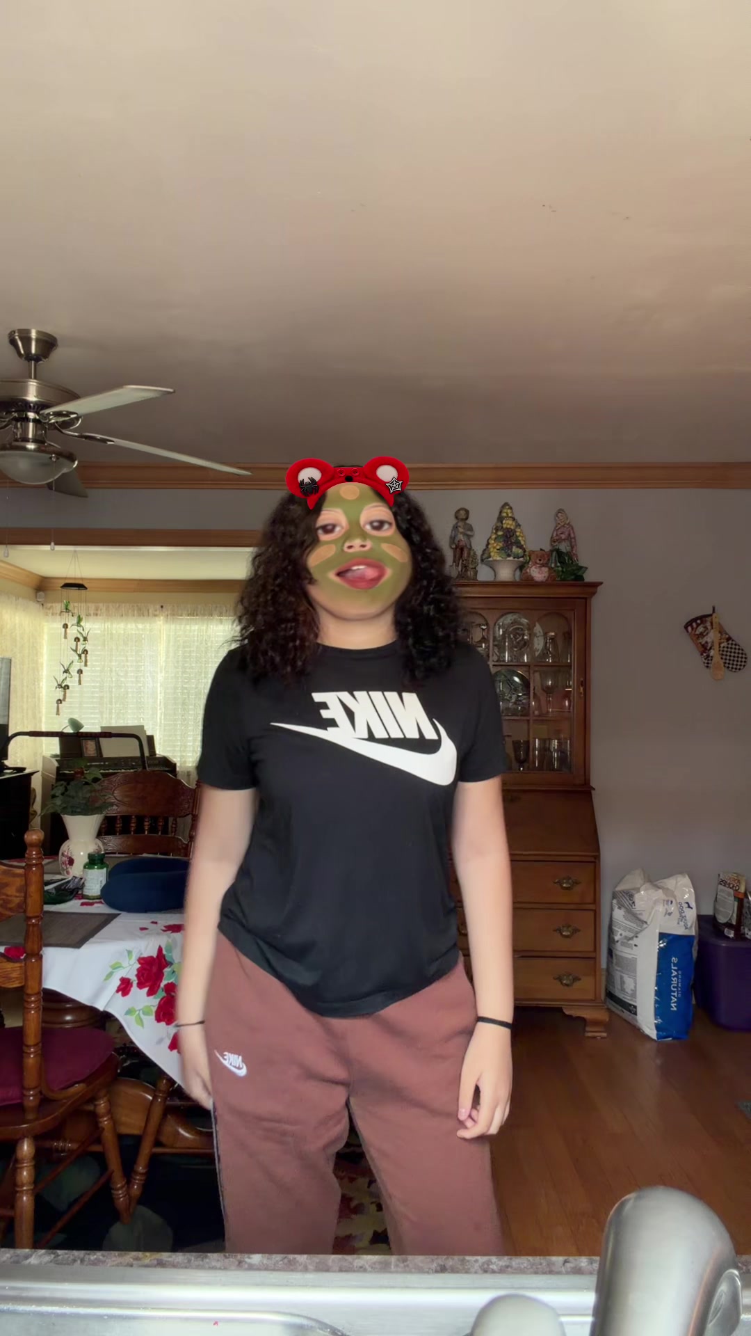 @secretacctaniyah1