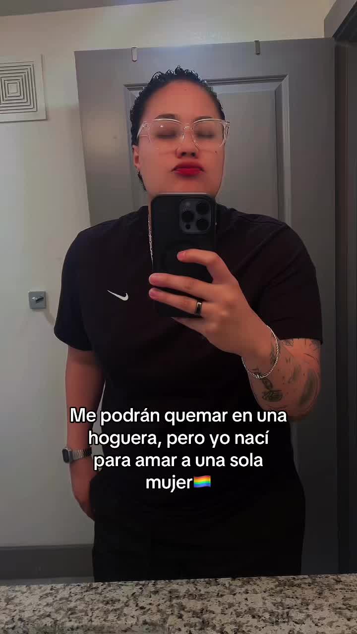 @Angélica Flores🐞