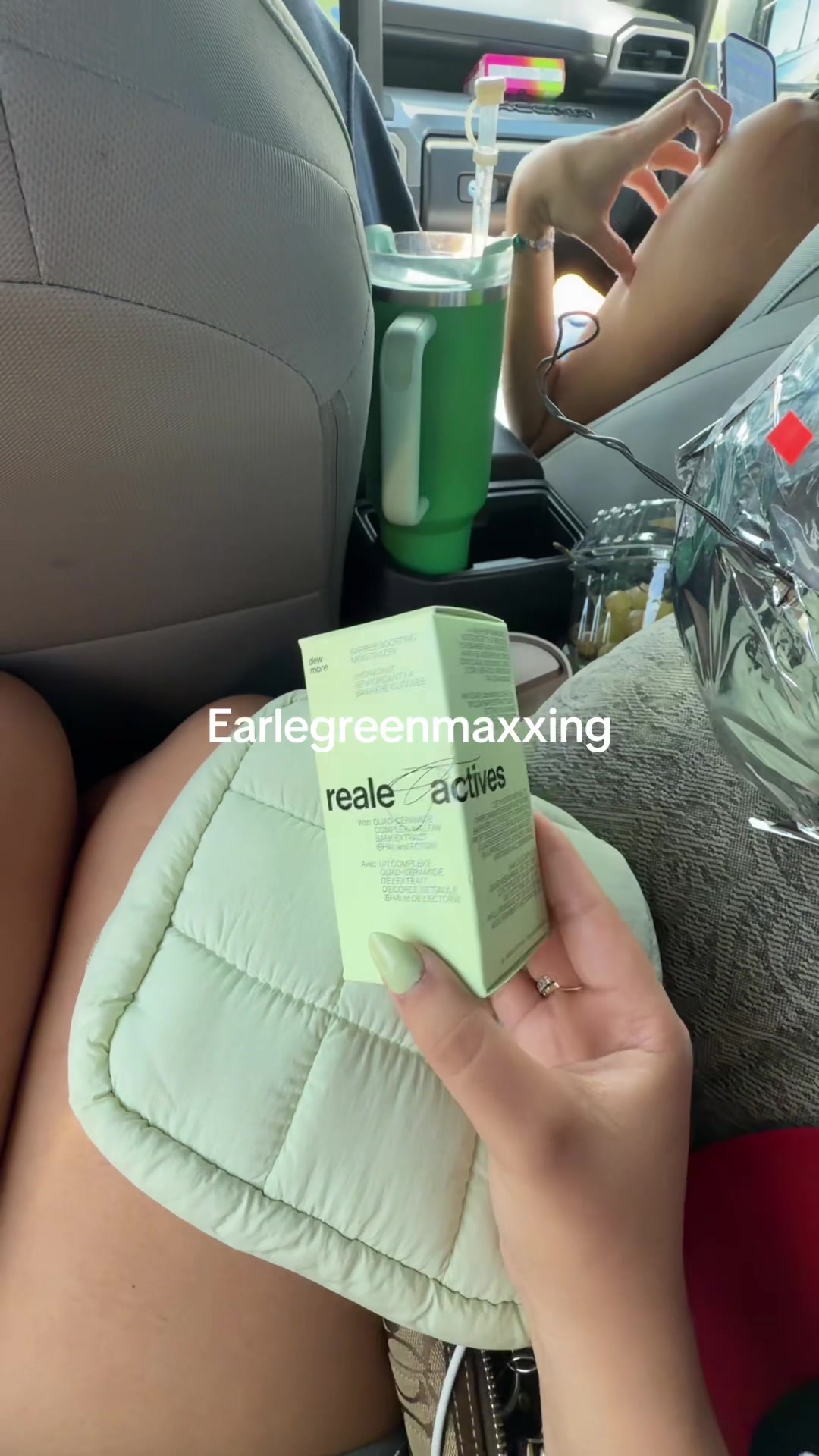 @Nikki