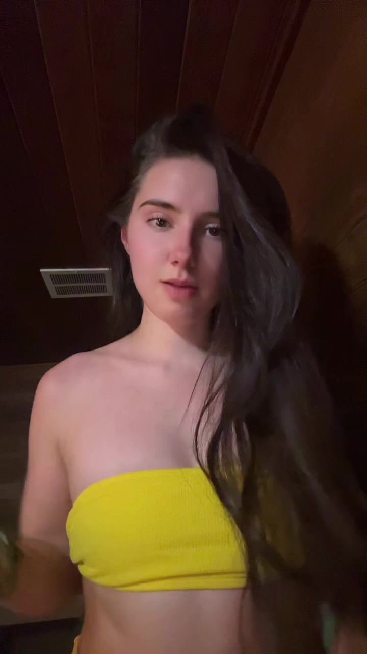 @Ava