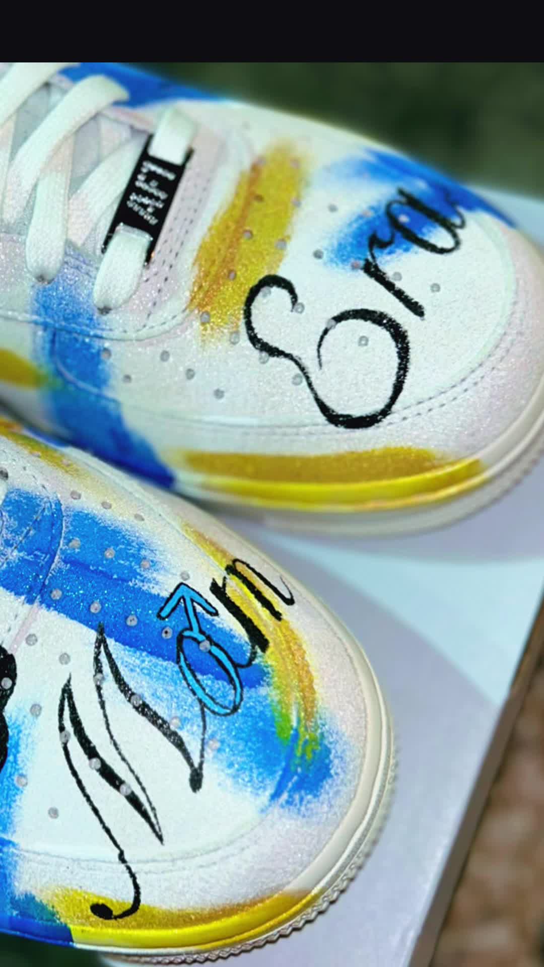 @Gold Soles Customs 🎨