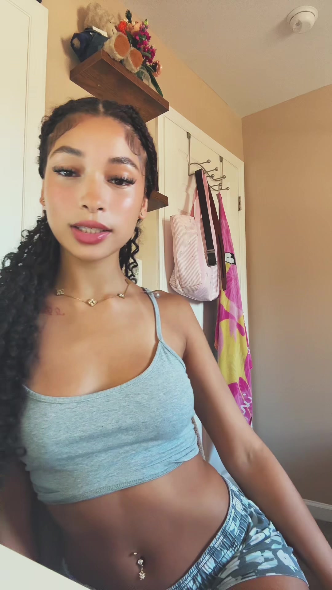 @aravely_