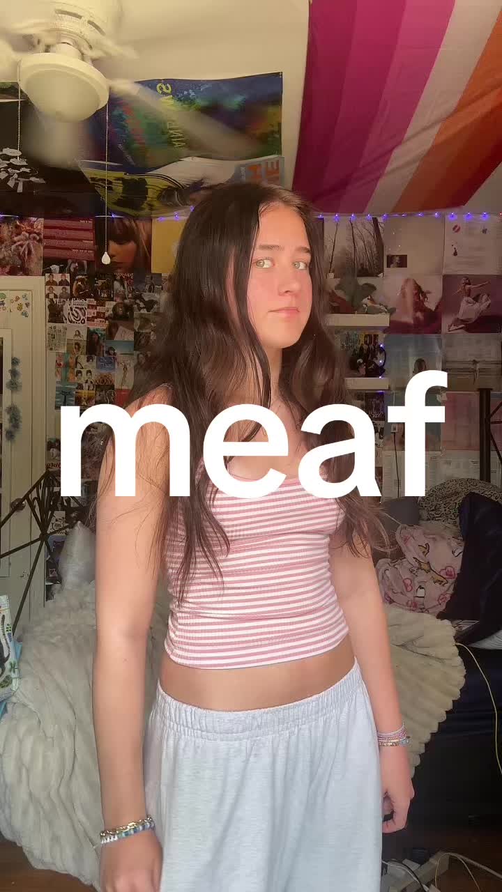 @hallie️💜