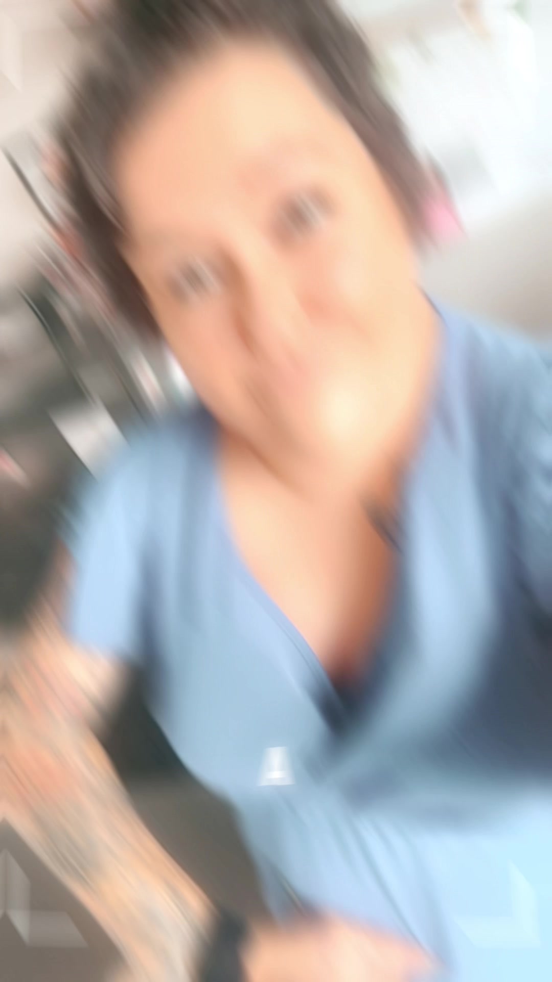 @Dee
