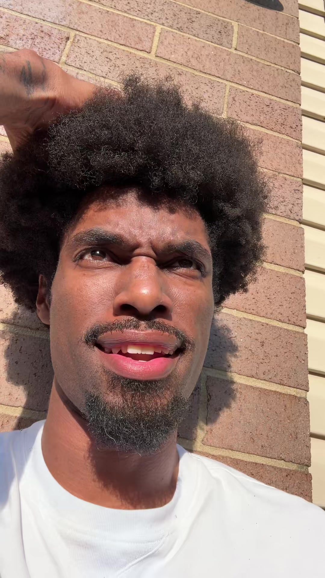 @JoJo🥂