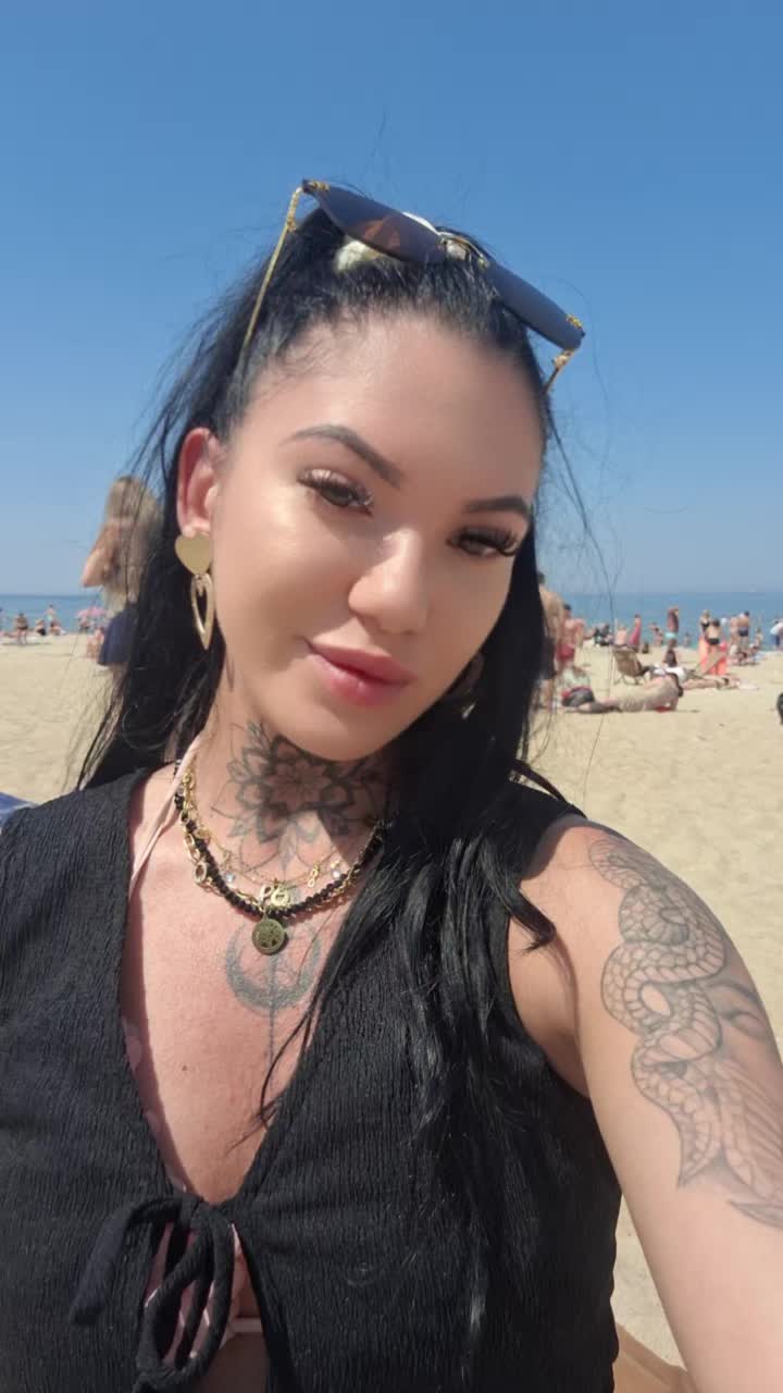 @Karolina Strehlau566