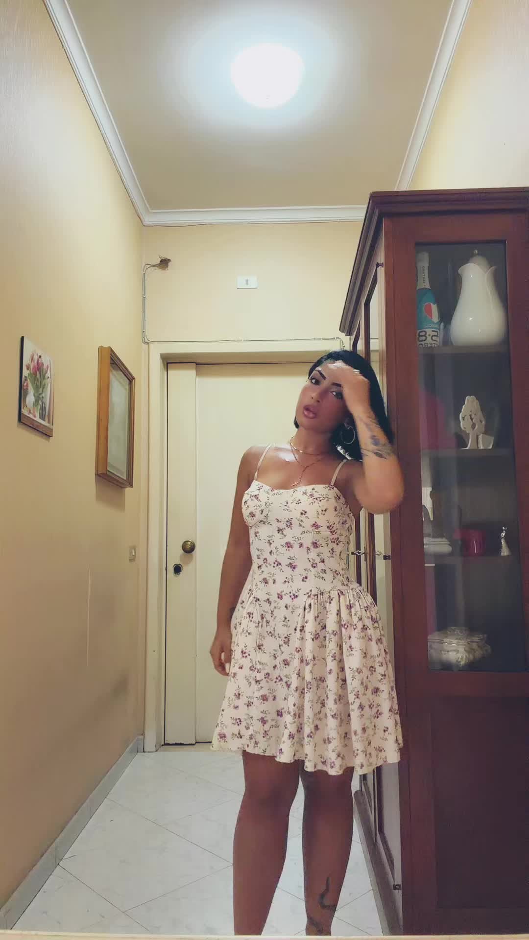 @Ilaria_