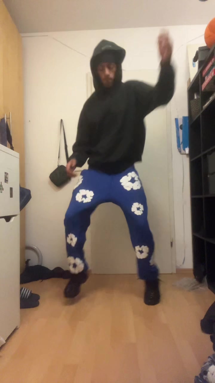 @ELO