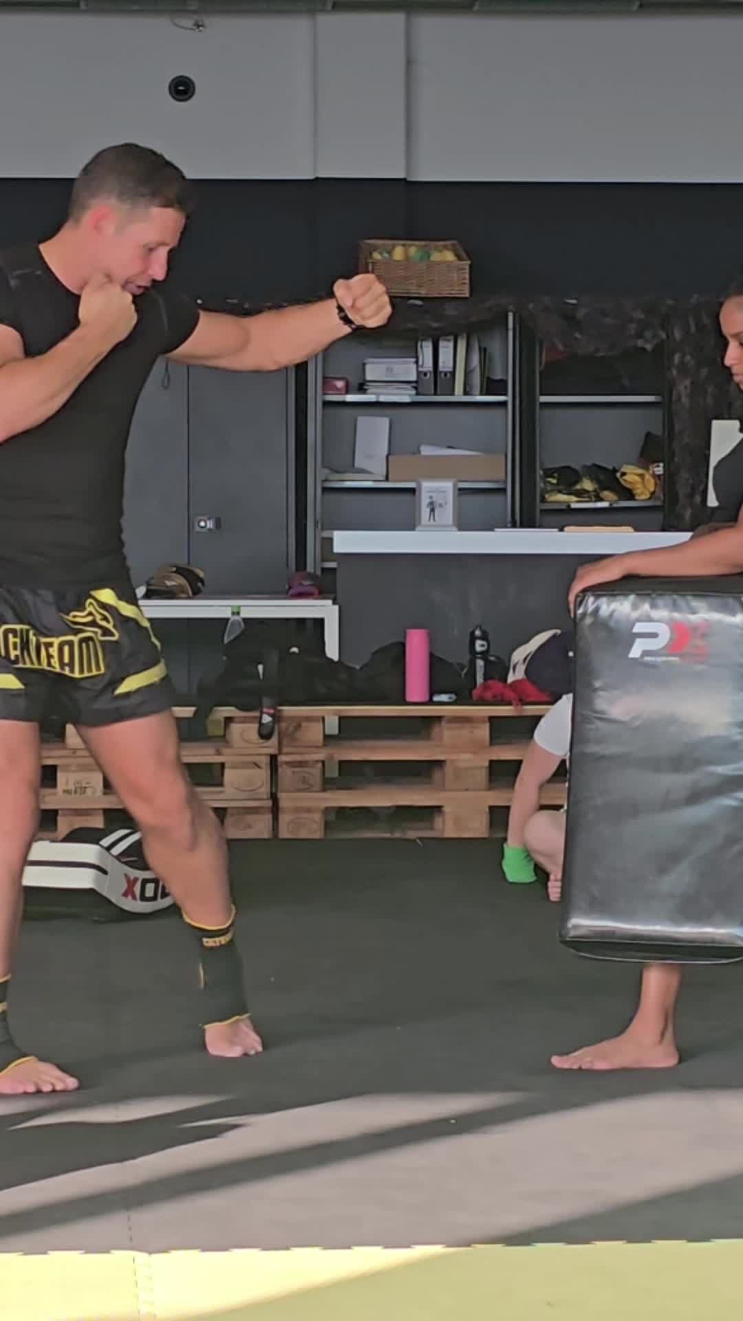 @DIEKICKBOXTRAINER