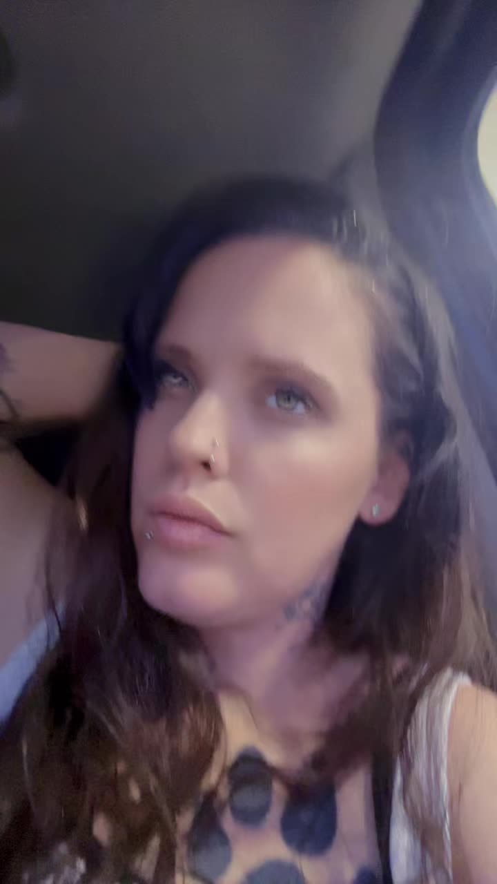 @MikeysWifey1219